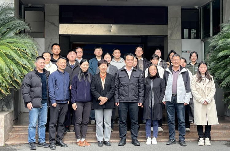 情系基层暖人心 调研帮扶促振兴<br/>——省药检所赴湛江遂溪开展慰问调研活动